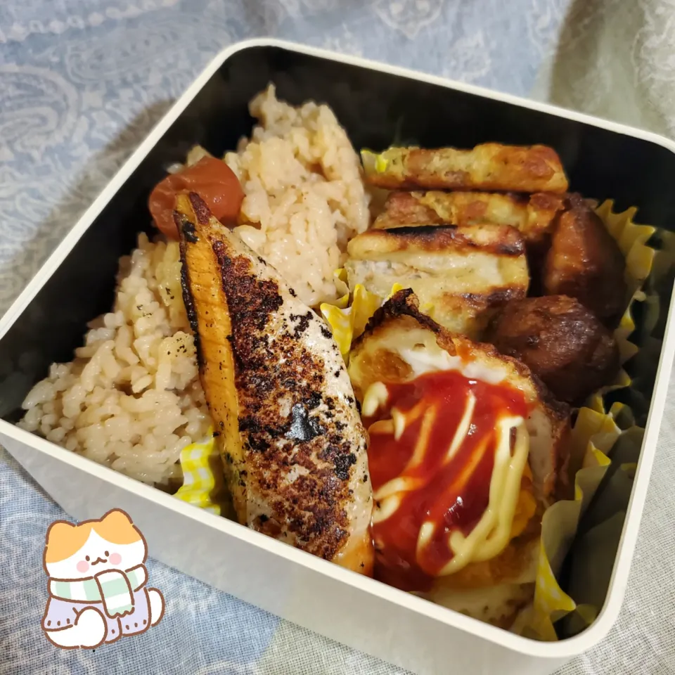 今日のお弁当(鮭&肉巻き豆腐&ちくわの青紫蘇揚げ)
2024/01/15|SHI0RIさん