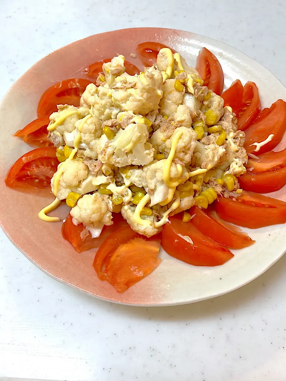 カリフラワーのツナサラダ🥗|まさよ☺︎さん