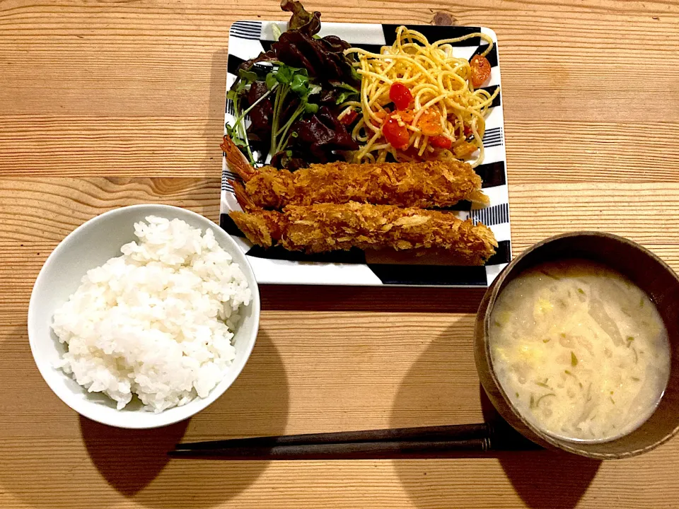 昨日の夜ご飯　海老フライ🍤|ひーさん