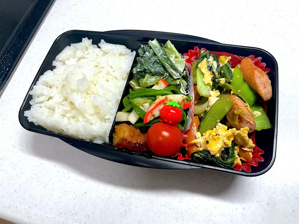 1/16 旦那弁当⁂ウインナーと青梗菜の卵炒め弁当|ゆさん