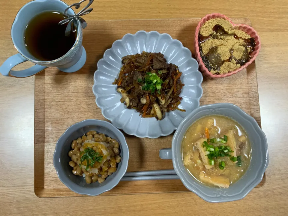 Snapdishの料理写真:牛肉ときのことお野菜のしぐれ煮献立♡|ekoneko❤︎さん