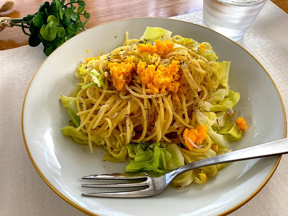 キャベツのオイルパスタ　ミモザ風🎶|花🍀さん