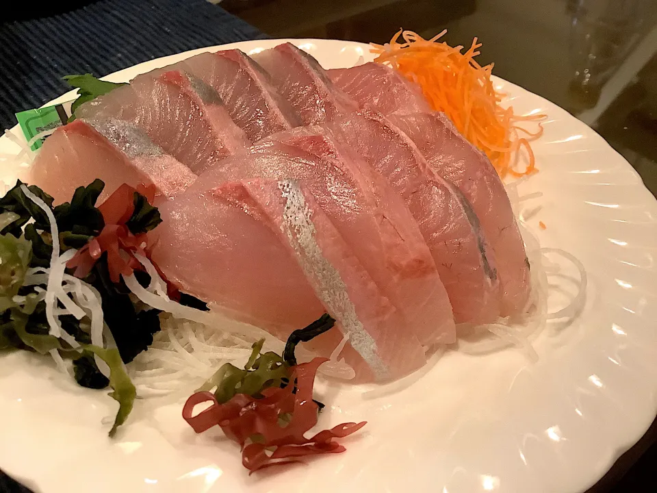 天然カンパチのお刺身🐟😋|アライさんさん