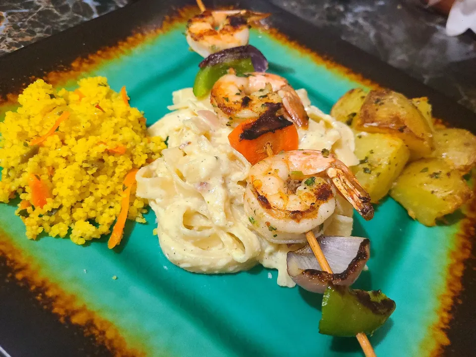 Couscous, Creamy Alfredo, Air Fried Potatoes, Shrimp Kebabs|Marissa Bakshさん