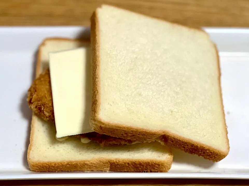 ☆チーズチキンカツサンド|まぁたんさん