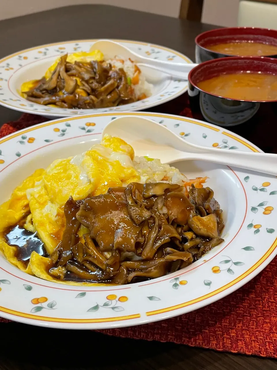 Snapdishの料理写真:鮭とキノコの天津飯|うららさん