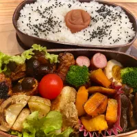 Snapdishの料理写真:肉巻き➕かぼちゃのソテー➕エリンギの醤油焼き➕ソーセージ➕煮卵➕ポテト➕トマト➕ブロッコリー|ころころさん