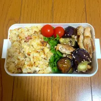 Snapdishの料理写真:チャーハン&豚肉とナス炒め弁当|さやかさん