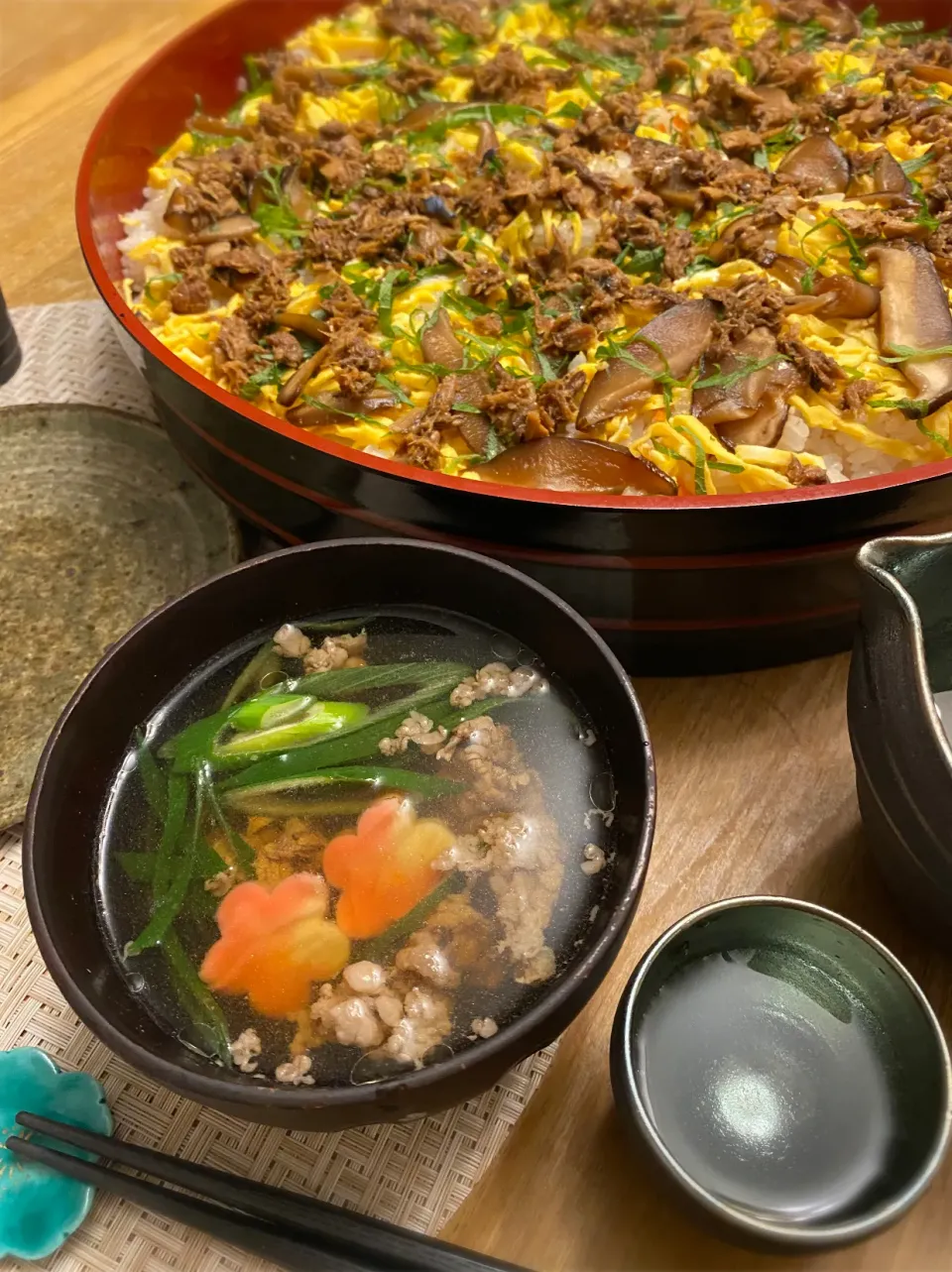 鯖缶のちらし寿司と肉吸い|shakuyaku33443344さん