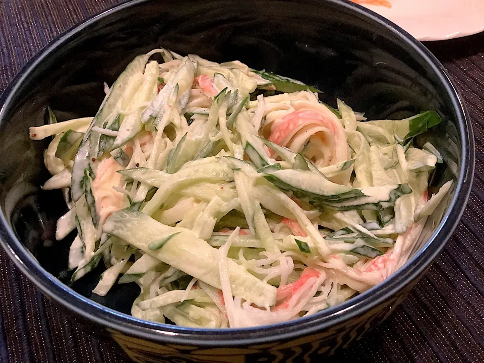 きゅうり🥒とカニカマサラダ🥗😋|アライさんさん