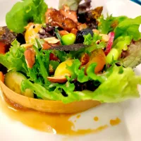 Grilled Salmon Salad|C.H LEEさん