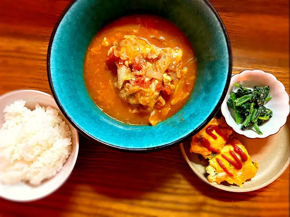 手羽元と野菜たっぷりのあったかトマト煮|あめちゃんさん