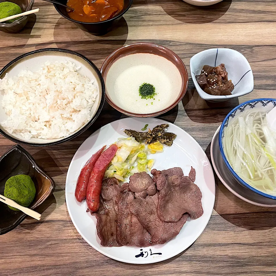 Snapdishの料理写真:牛タン定食★利休|leimomiさん