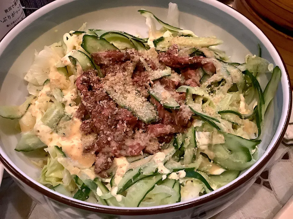 日曜日の朝ラダ🥗😋|アライさんさん