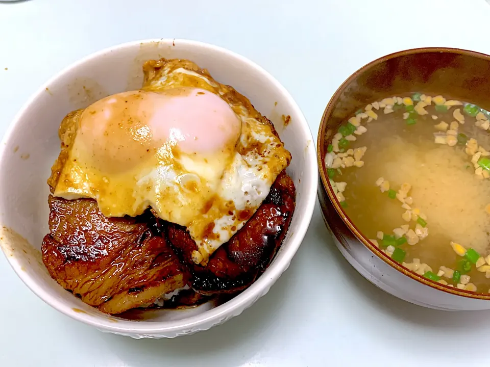 チャーシュー丼|ぺんさん