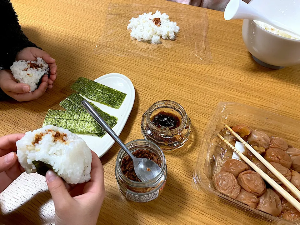 ＊休日の朝は手巻きおにぎりパーティー🍙🥳＊|＊抹茶＊さん