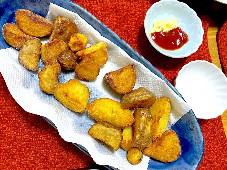 Snapdishの料理写真:リボベジのじゃがいもで🥔ポテトフライ🍟|1614さん