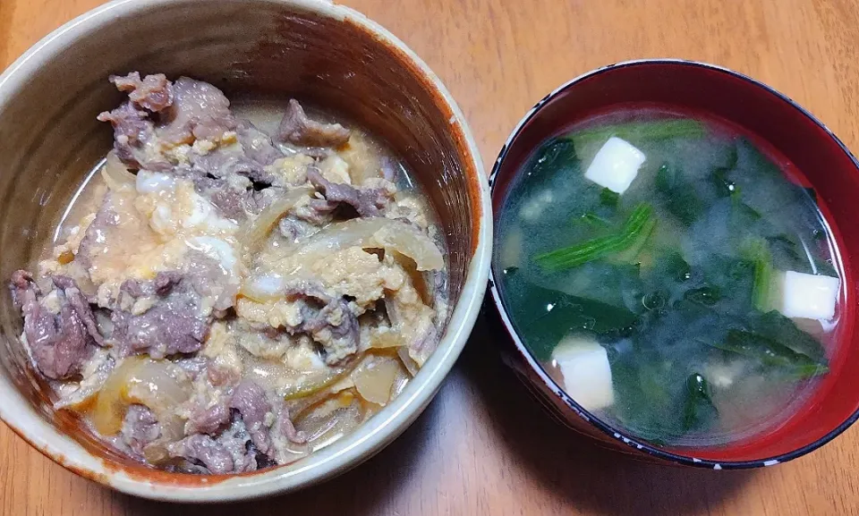 2024 0118　他人丼　豆腐とほうれん草のお味噌汁|いもこ。さん