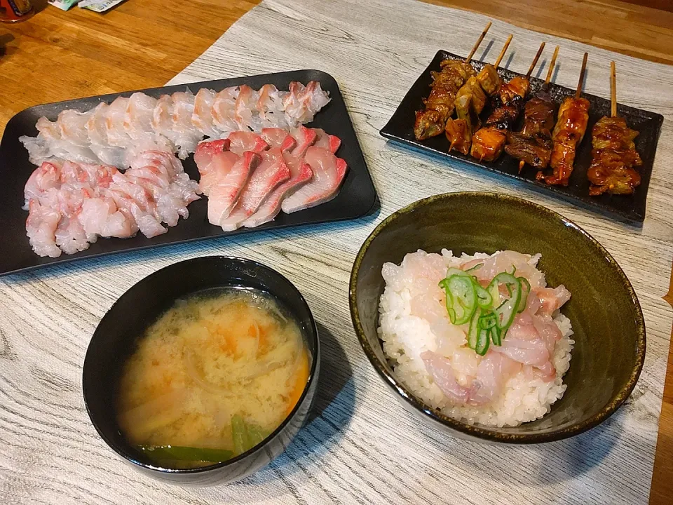 お刺身定食焼き鳥つき|puniさん