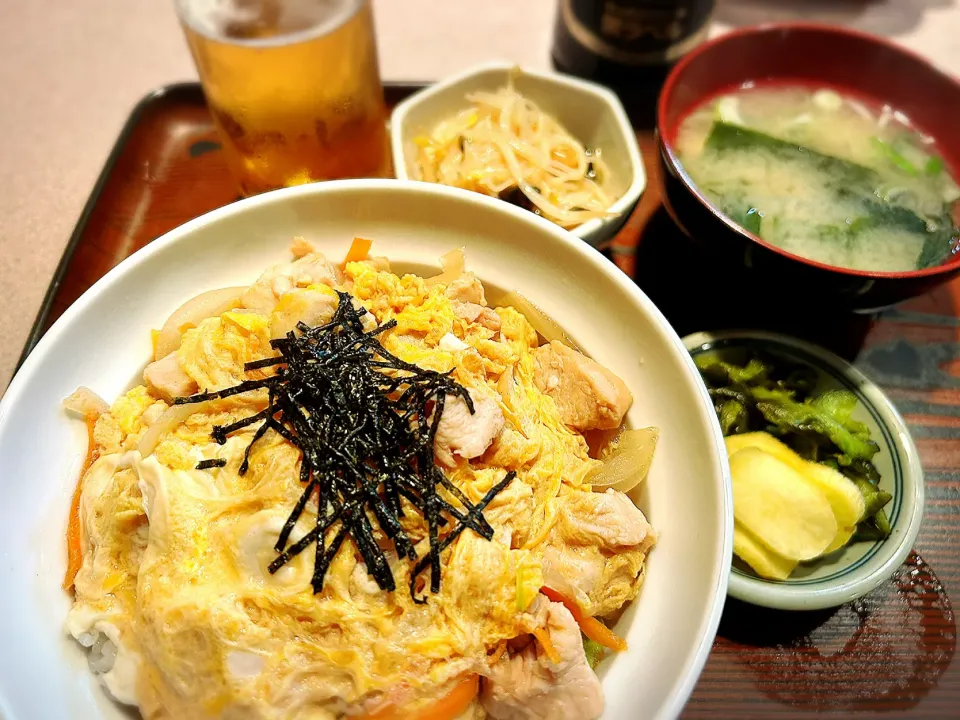 親子丼 ¥750|Blue Moon Caféさん