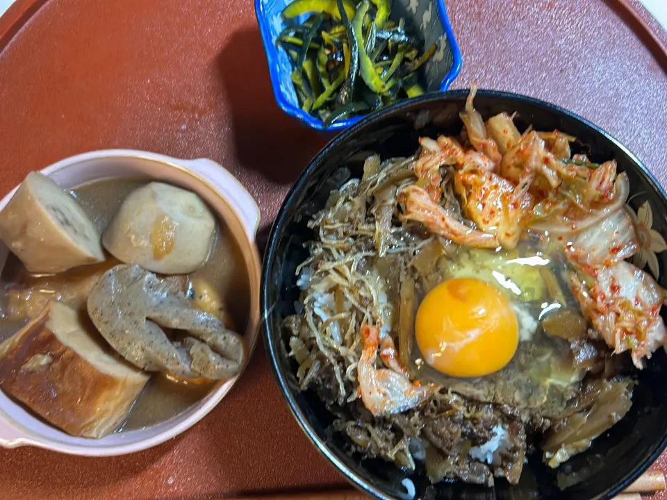 キムチ牛丼　かぼちゃの皮のきんぴら|バジルママさん