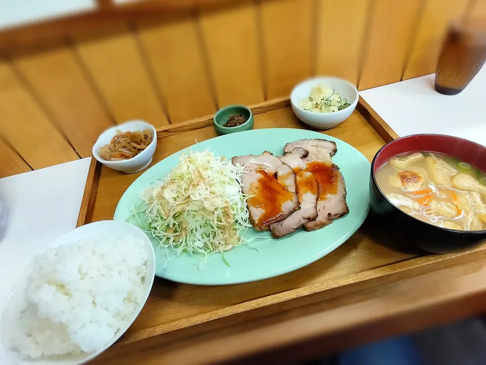 ローストポーク定食|ぱつおさん