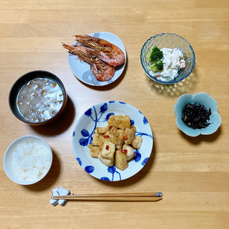 鶏肉と厚揚げのごま味噌炒め|ちゃみこさん