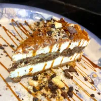 Snapdishの料理写真:Cheesecake de tiramisú|daniela larbanoisさん