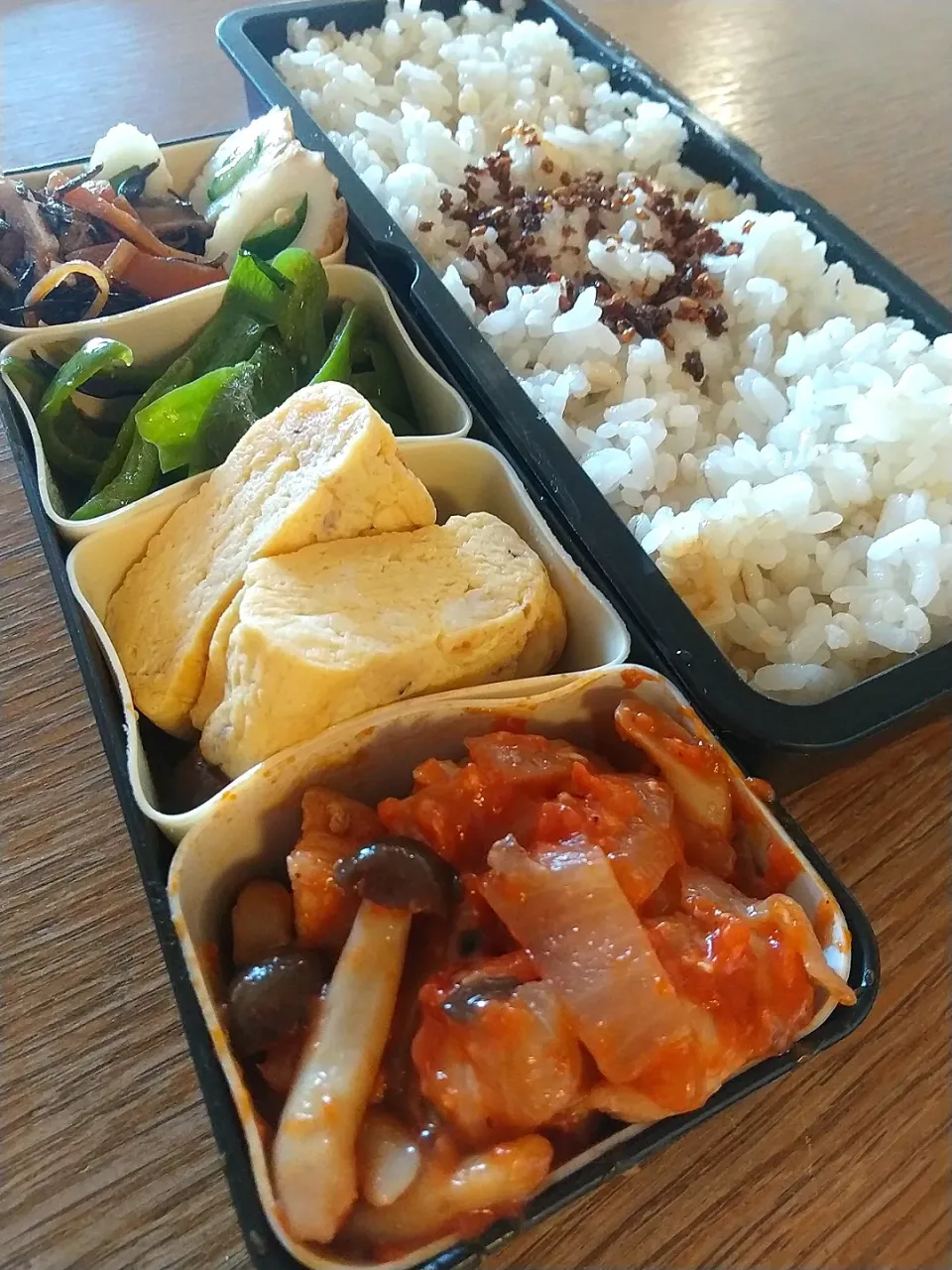 チキントマト煮弁当|まきごろうさん