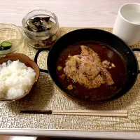 Snapdishの料理写真:まぐろホホ肉のバター醤油ステーキ|り。さん