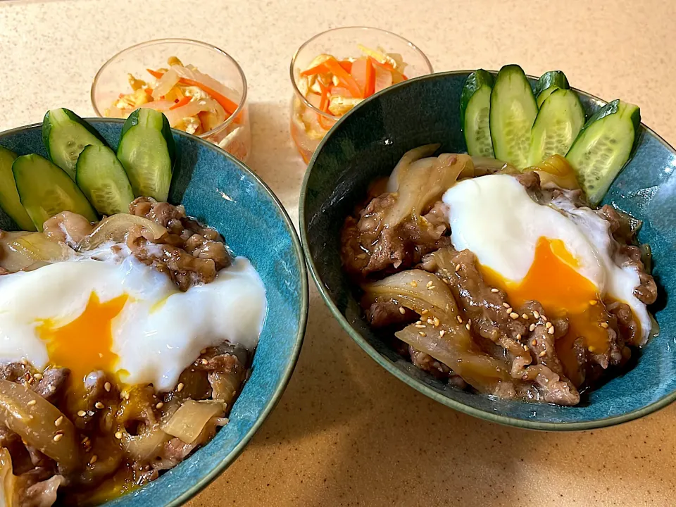 牛丼 温玉のせ|さちまるさん