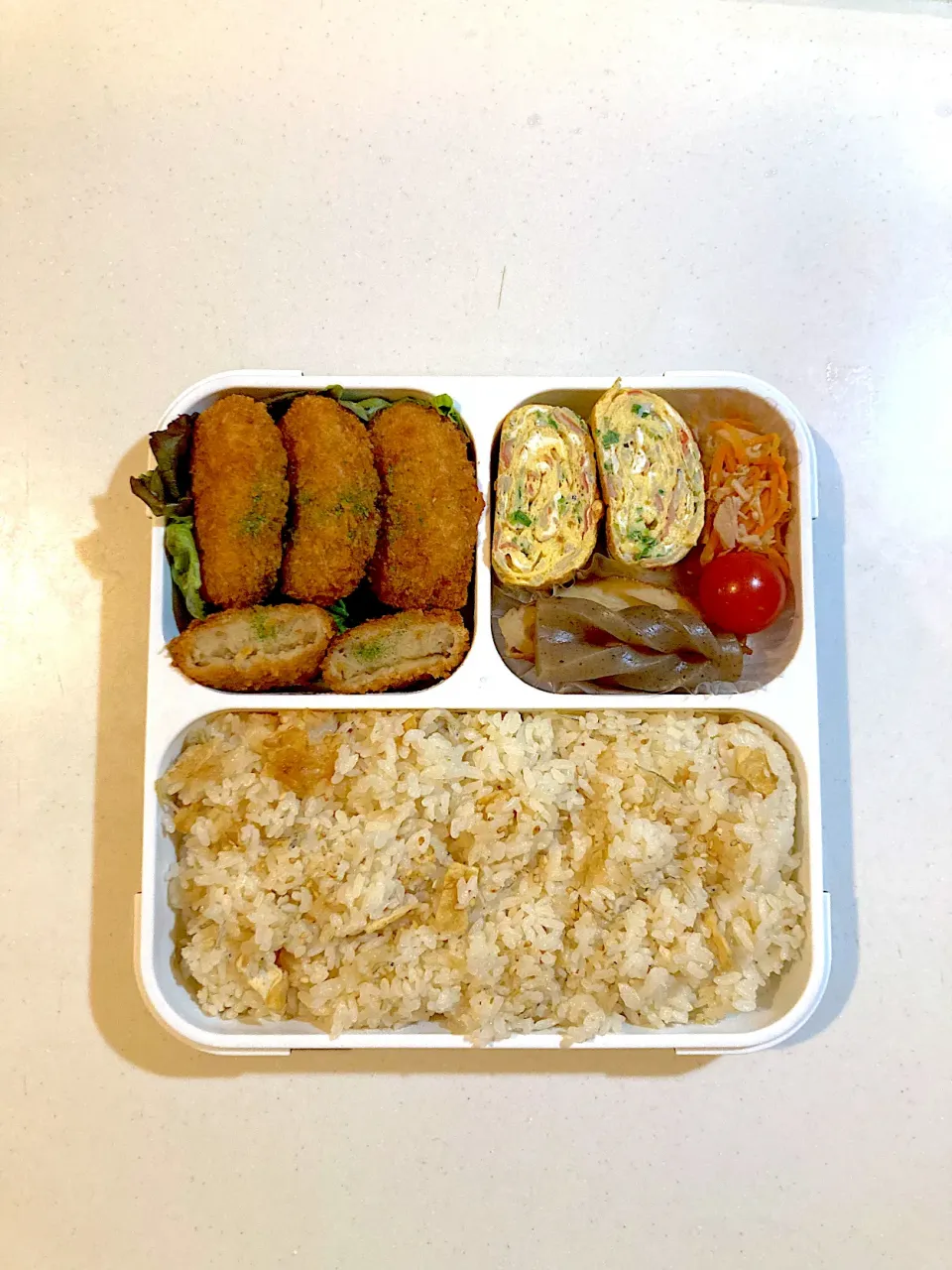 Snapdishの料理写真:1/27 ◎ コロッケ弁当|Yama○°さん