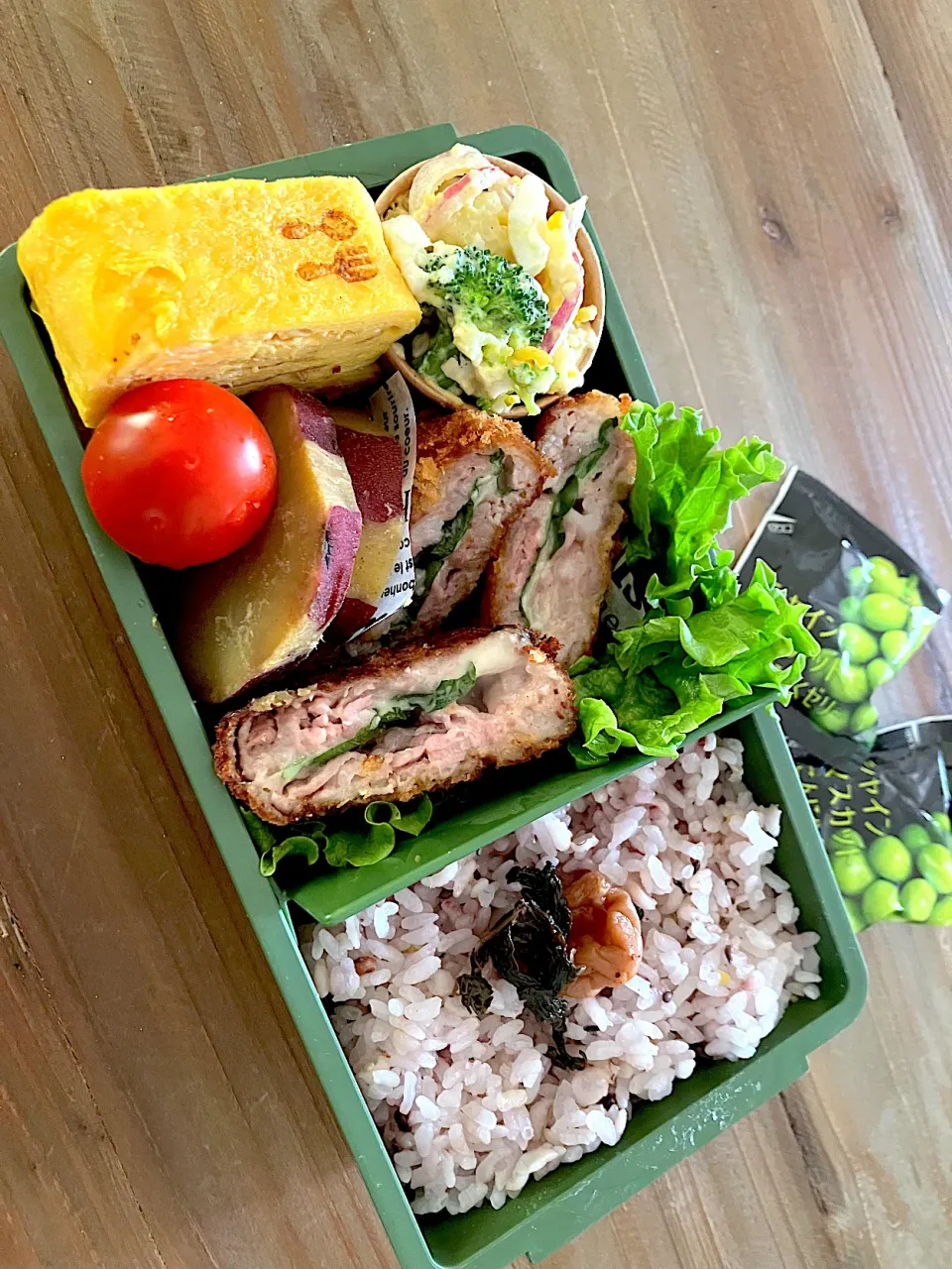 今日の部活弁当　チーズミルフィーユカツ|あおあおさん