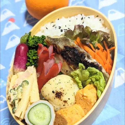 「料亭の味 白みそ」を使ってみたSnapdishの料理・レシピ写真:本日のお弁当〜カラスカレイの西京焼き弁当