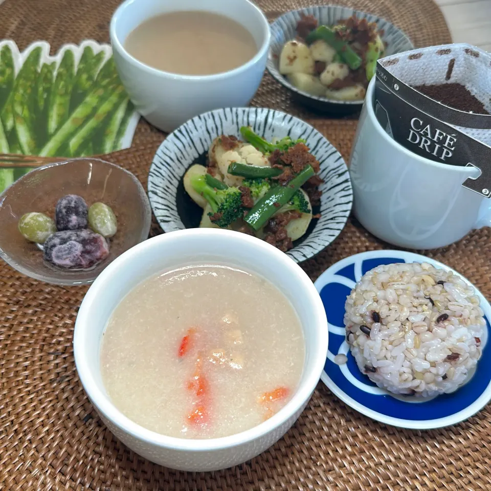 Snapdishの料理写真:カブのポタージはさっぱりと美味しい♪|らぴすらずり(らぴ)さん