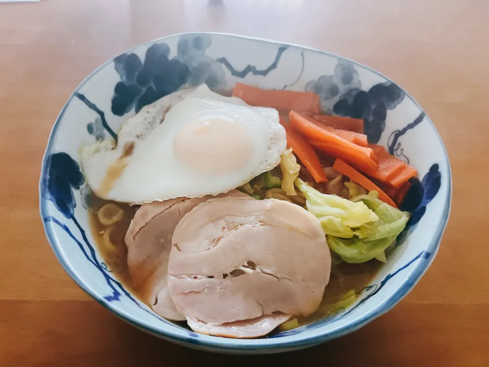 Snapdishの料理写真:味噌ラーメン|とこさん