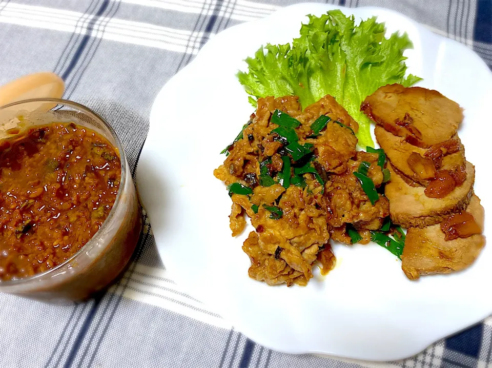 豚肉の自家製ニラ醤油麹焼き　　　　　　　　　　　　　　　　焼き豚|eiyadeさん