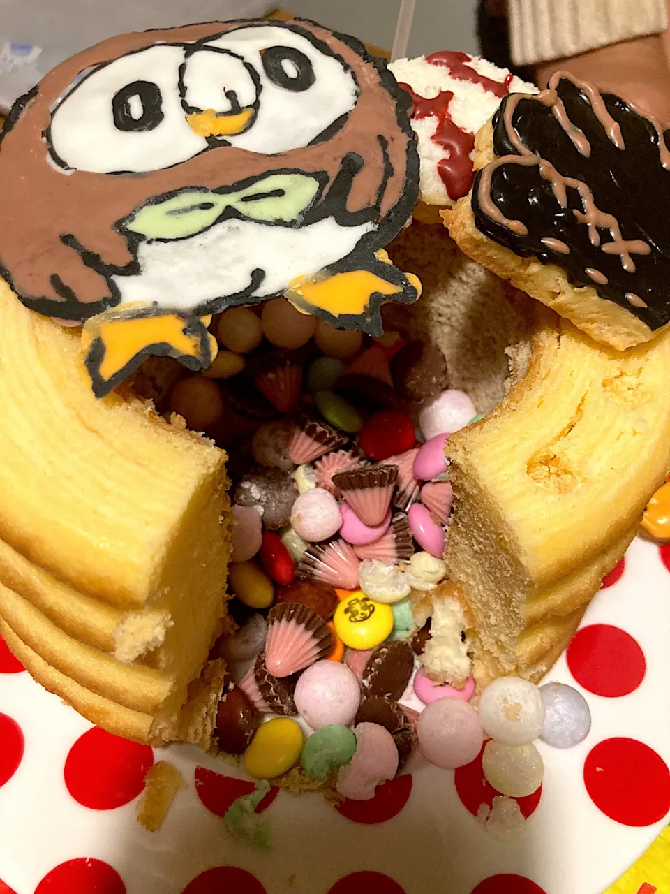 お誕生日サプライズケーキ🎵|シャビーちゃんさん