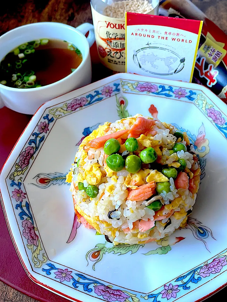 えびだしで鮭と卵の炒飯~スープも絶品|とんちんさん