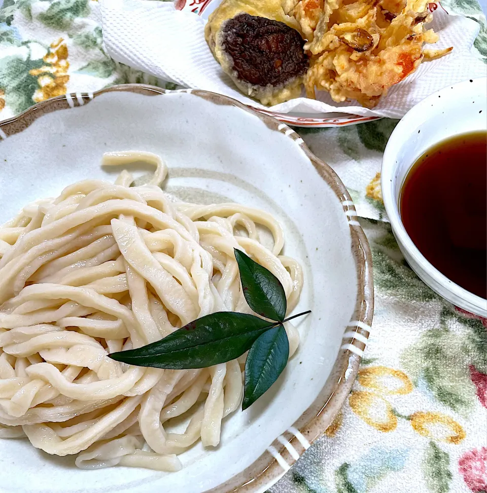 Snapdishの料理写真:初挑戦   手打ちうどん|つるひめさん