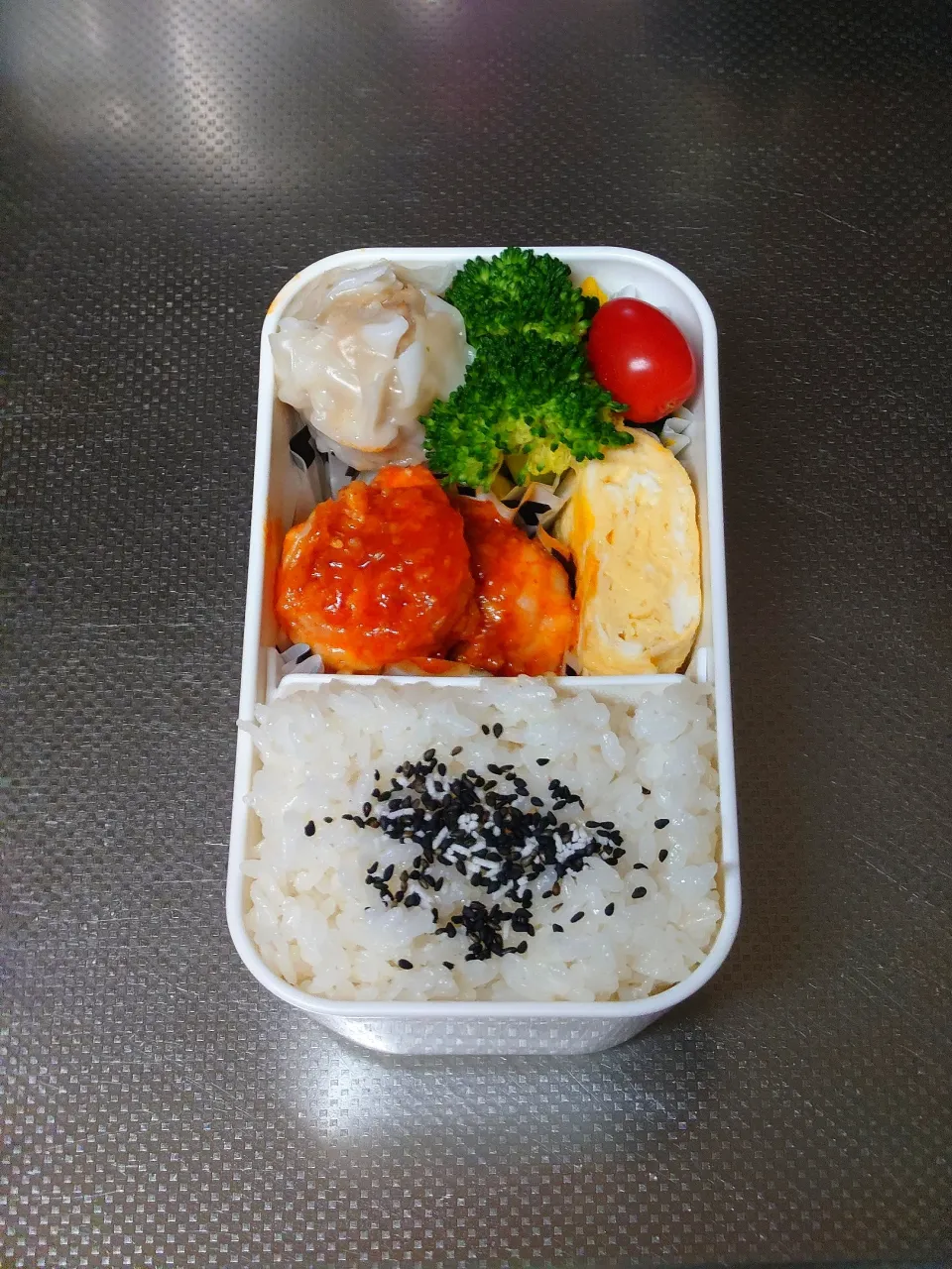 海老チリと焼売弁当|黒川克博さん