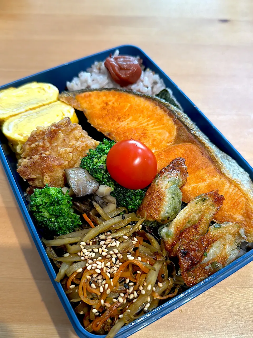 お弁当|メガネおばさんさん