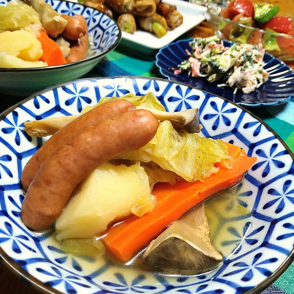 ポトフ〜のある夕飯🥢|とまと🍅さん