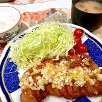 今日の夜ご飯は油淋鶏定食でした🐓|Takanaさん