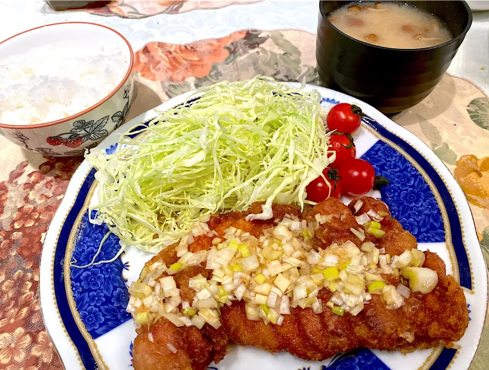 今日の夜ご飯は油淋鶏定食でした🐓|Takanaさん