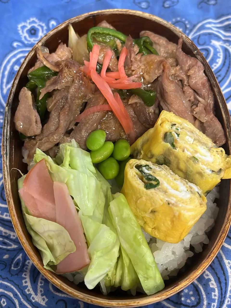 Snapdishの料理写真:豚肉の生姜焼き、キャベツとハムのコンソメ和え、大葉卵焼き、枝豆|ちあぽんさん