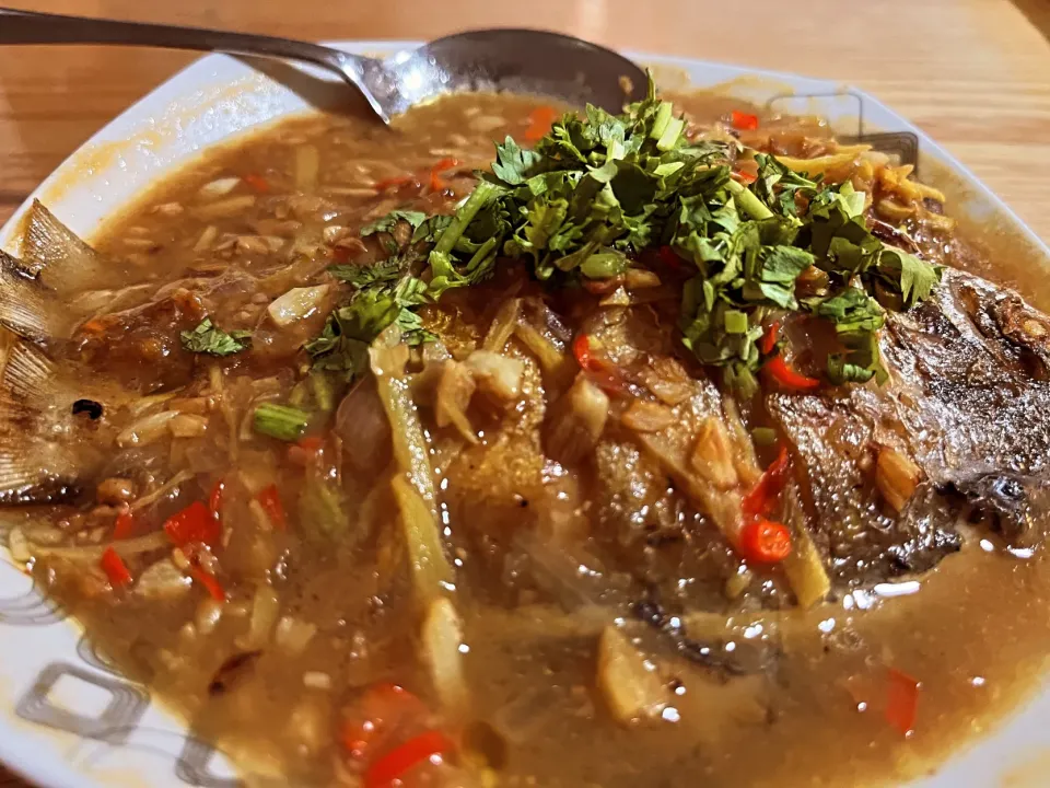 Snapdishの料理写真:Fried baby pomfret with ginger and soya bean paste ( Chinese style .|Florrieさん