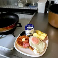 休日モーニング🍞イングリッシュマフィンプレート🍽|Sakura‪🌸*゜さん