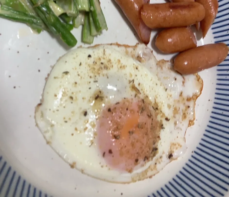 まるで朝ごはんかのような夜ご飯|あいぺこさん