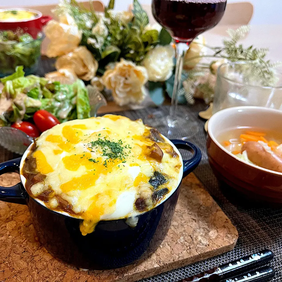 残りのカレーでチーズカレードリア🍛🧀|reiさん